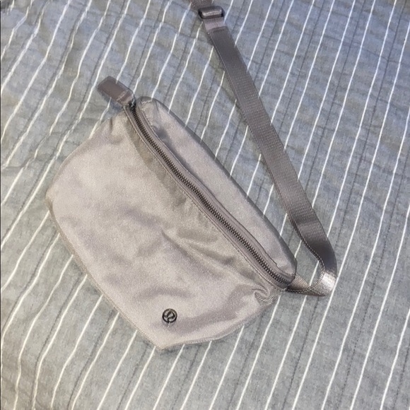 Lululemon Go Lightly waist bag/fanny pack